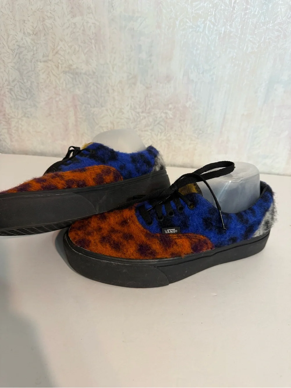 Vans Three-Tone Fuzzy Red, Blue, and White Patterned Platform Sneakers M-8.5 W10